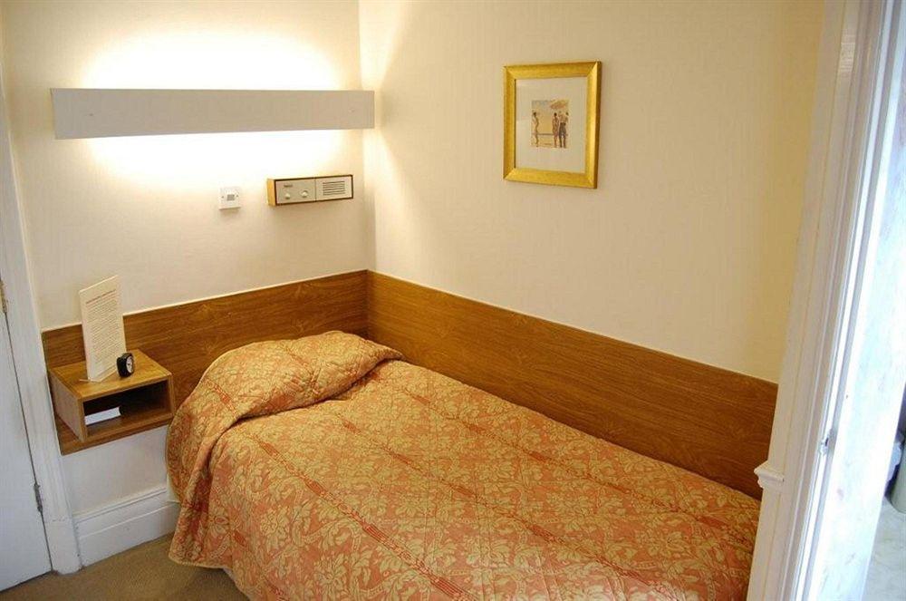 Cheshire Hospitality Ltd T\/A Lennox Lea Studios & Apartments Sale Ngoại thất bức ảnh